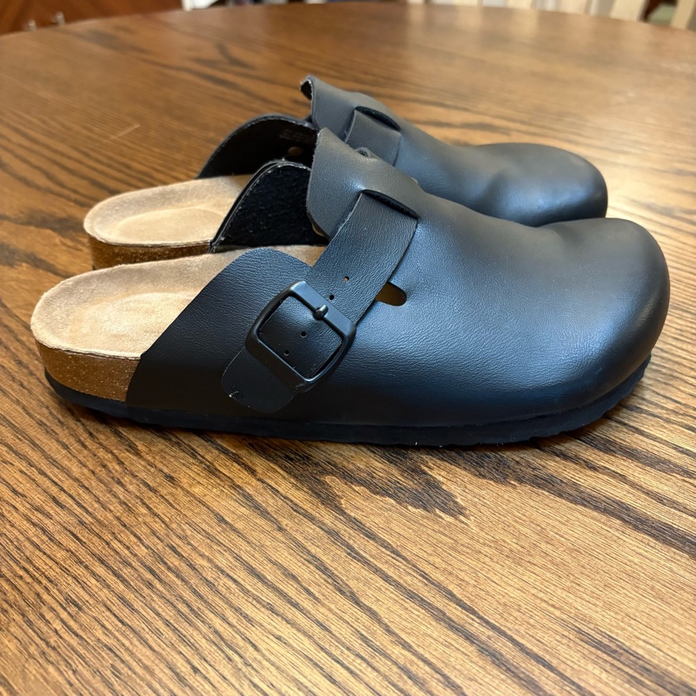 Cushionaire Sandals Women’s 8 M Hana Mule Flats Cork Black Faux Leather Slip On